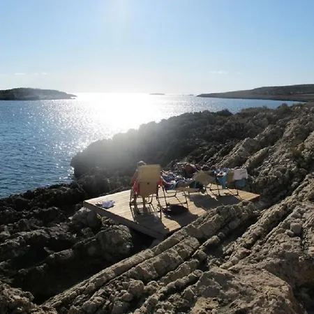 Two-Room Onda Levanzo